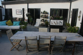 Отель Guesthouse Kathome  Бондю
